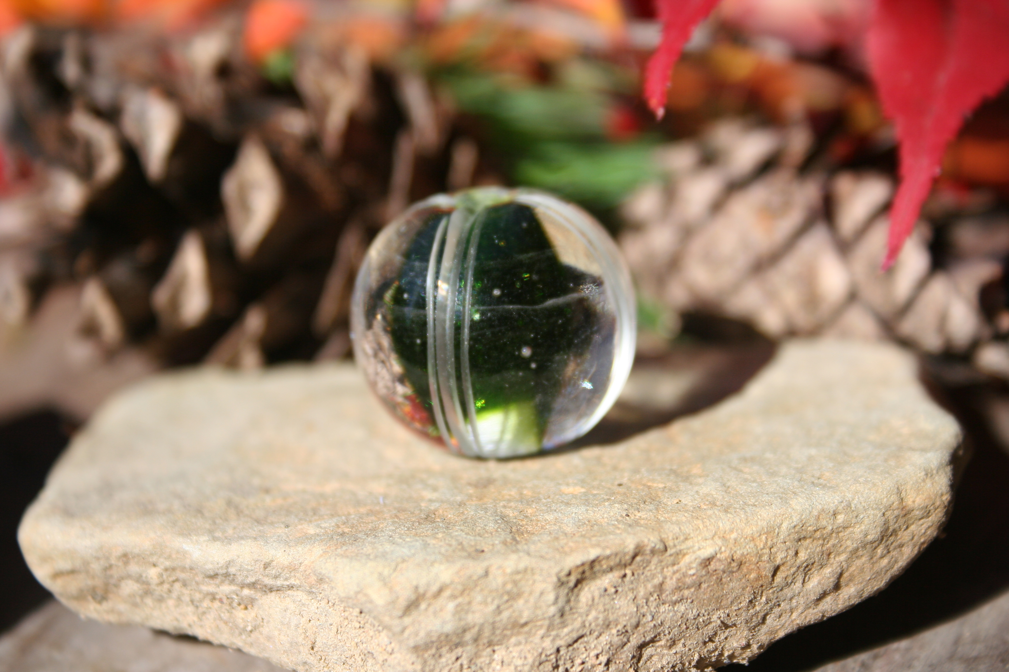 glass bead-deep sparkle green-