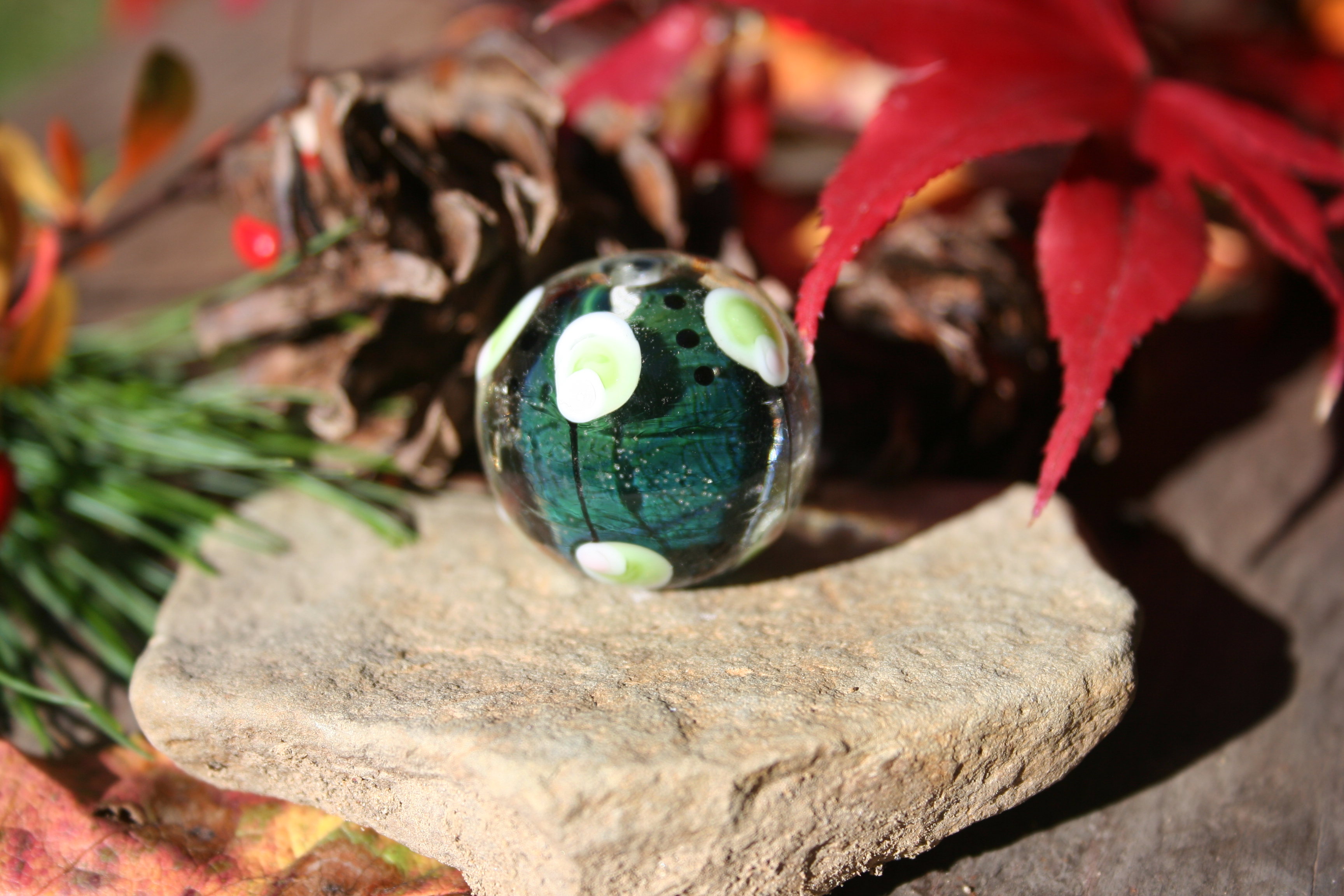 glass bead-Dark Green Geometric-